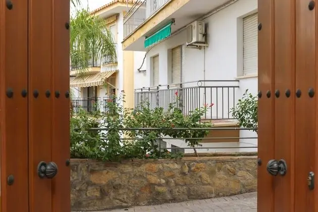 Basic Apart Daire, 3 Yatak Odası, Veranda, Zemin Kat (Univers)