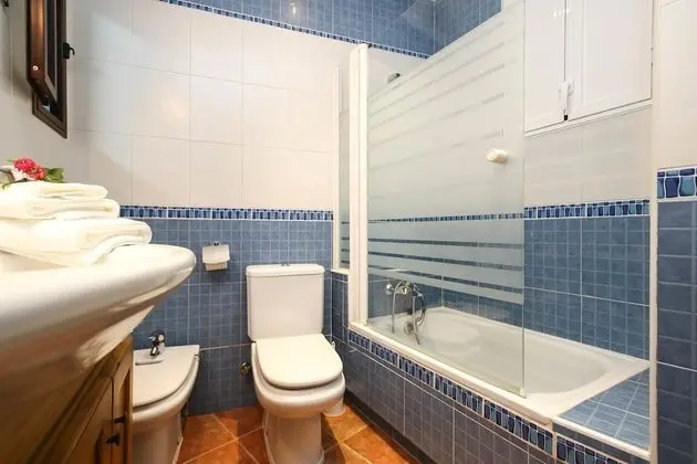 Basic Apart Daire, 3 Yatak Odası, Veranda, Zemin Kat (Univers)