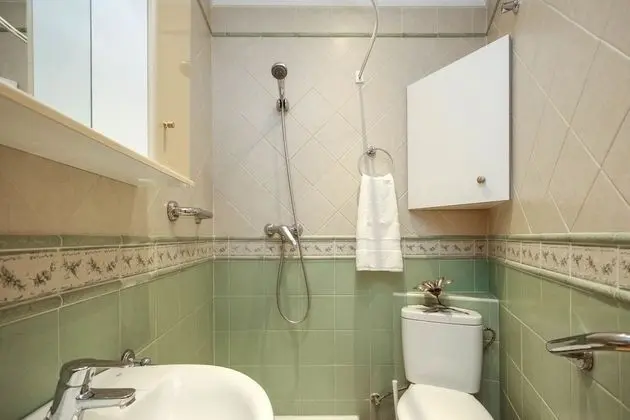 Basic Apart Daire, 3 Yatak Odası, Veranda, Zemin Kat (Univers)