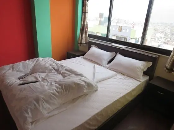 Deluxe Tek Büyük Yataklı Oda, Sigara İçilebilir
