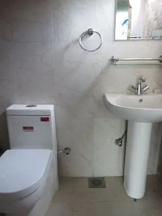 Deluxe Üç Kişilik Oda, Birden Çok Yatak, Sigara İçilebilir