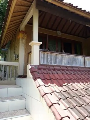 Kır Evi (Laxmi)