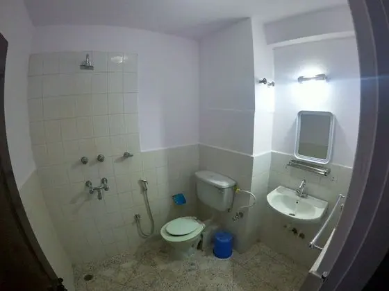 Economy Üç Kişilik Oda, Özel Banyo
