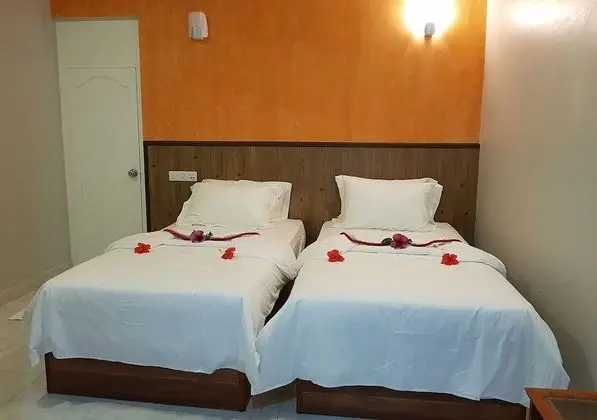 Deluxe Oda, Teras
