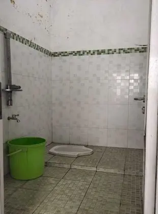 Economy Tek Büyük Yataklı Oda (Shared Bathroom Fan)