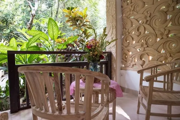 Bungalov, 2 Tek Kişilik Yatak, Teras, Havuz Manzaralı