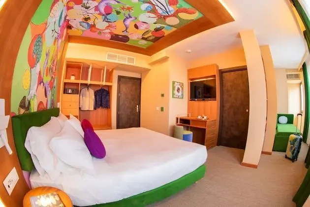 Family Oda, Şehir Manzaralı (Plus)