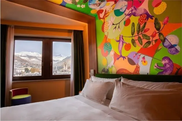 Family Oda, Şehir Manzaralı (Plus)