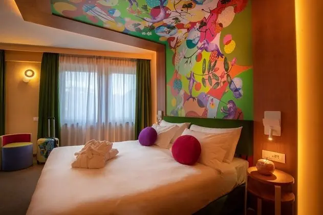 Family Oda, Şehir Manzaralı (Plus)