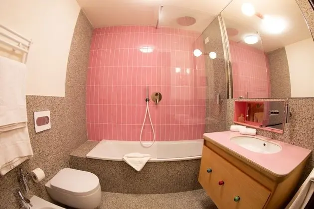 Family Oda, Şehir Manzaralı (Plus)