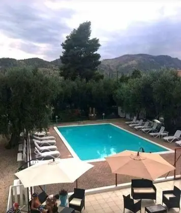 Apart Daire, 2 Yatak Odası, Havuz Manzaralı