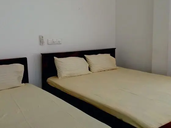 Üç Kişilik Oda, Birden Çok Yatak, Sigara İçilmez