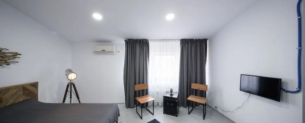 Basic Tek Büyük Yataklı Oda, 1 Büyük (Queen) Boy Yatak