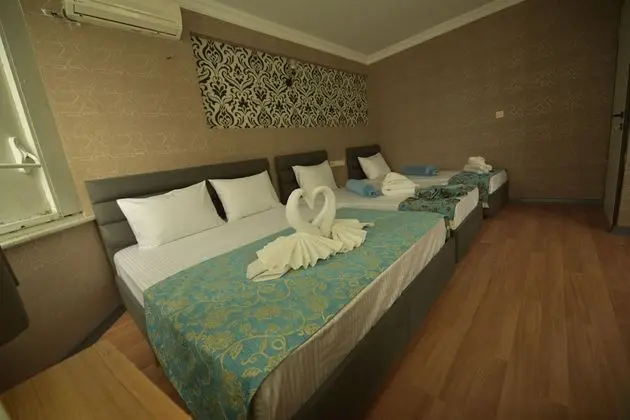 Standard Üç Kişilik Oda
