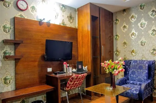 Executive Tek Büyük Yataklı Oda