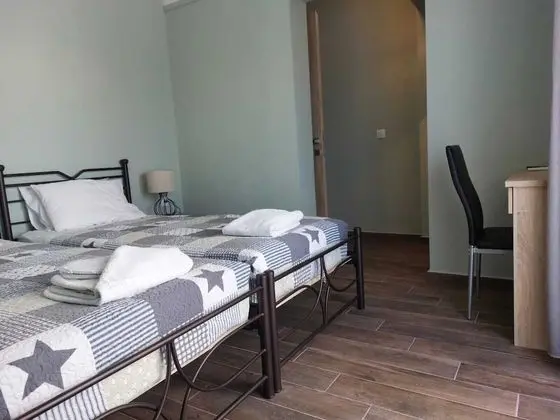 One Bedroom Apartment for 4 people B