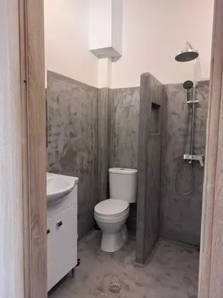One Bedroom Apartment for 4 people B