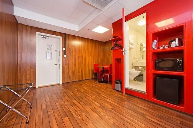 Standard Tek Büyük Yataklı Oda