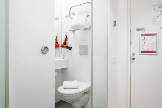 Tek Kişilik Oda, 1 Tek Kişilik Yatak