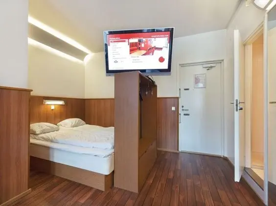 Standard Tek Büyük Yataklı Oda
