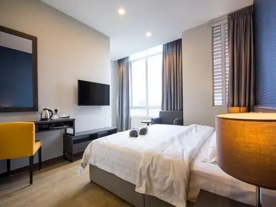 Premium Tek Büyük Yataklı Oda (With Window)