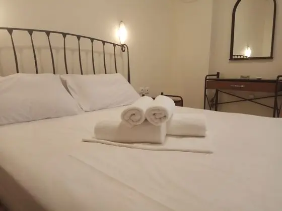 Basic Tek Büyük Yataklı Oda