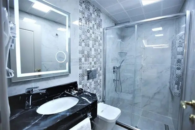 Deluxe Tek Büyük veya İki Ayrı Yataklı Oda