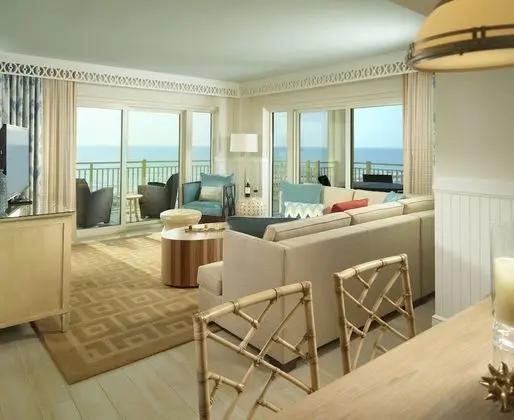 Süit, Okyanus Manzaralı (End Suite, Pool View)