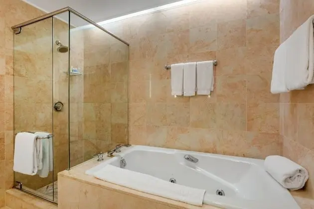 Luxury Süit, 1 En Büyük (King) Boy Yatak (Rodgers and Hammerstein)