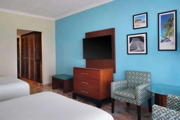 Deluxe Lagoon View Room 2 Double Beds - Non-smoking
