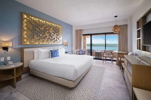 Superior Lagoon View, 1 King bed or 2 Double Beds, Non-Smoking