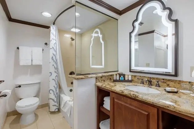 Oda, 1 En Büyük (King) Boy Yatak (Plaza)