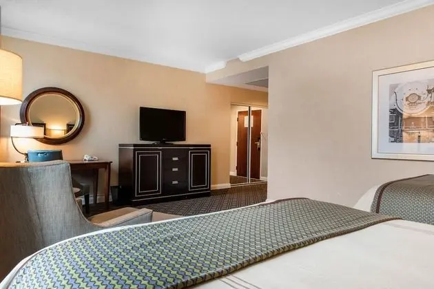 Deluxe Tek Büyük Yataklı Oda, 2 Çift Kişilik Yatak