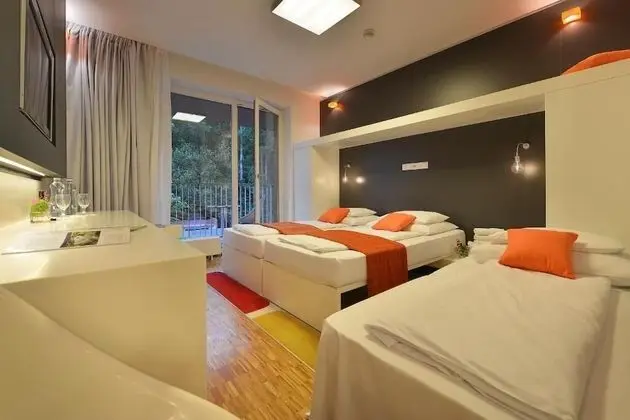 Superior Üç Kişilik Oda, Balkon