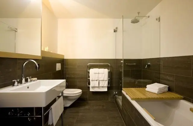 Panoramic Süit, Dağ Manzaralı (Tower Suite)