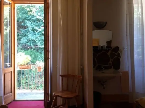 Superior Tek Büyük Yataklı Oda, Ortak Banyo