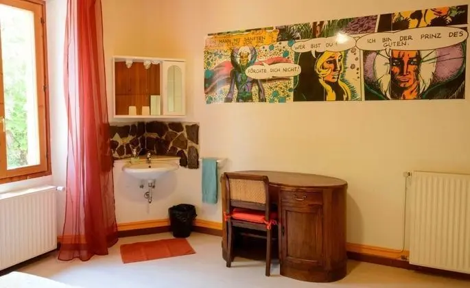 Tek Büyük Yataklı Oda, Ortak Banyo