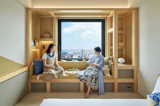 İki Ayrı Yataklı Oda, Sigara İçilmez