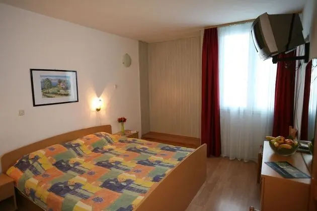 Standard Tek Kişilik Oda, Bahçe Manzaralı