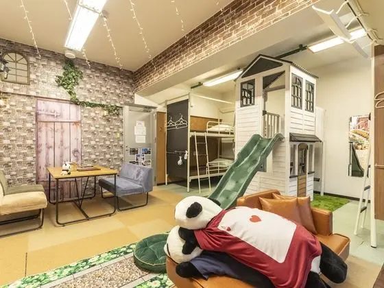 Design Dört Kişilik Oda, Sigara İçilmez, Ortak Banyo