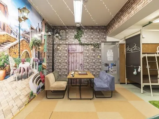 Design Dört Kişilik Oda, Sigara İçilmez, Ortak Banyo