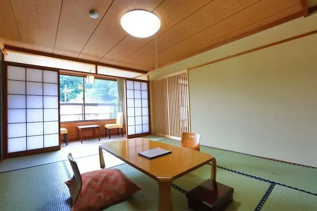 Oda (Run of the House, For 2-6 Guests)