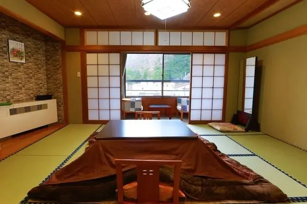 Oda (Run of the House, For 2-6 Guests)