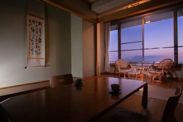 Traditional Oda (Japanese Style for 3 Guests)