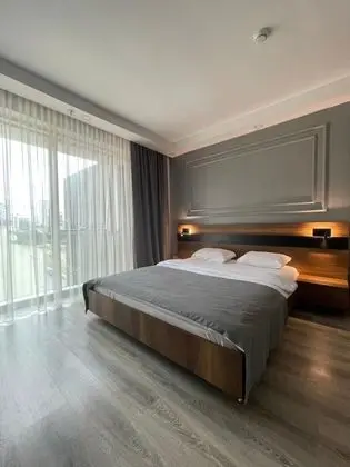 2+1 Daire, Şehir veya Dağ Manzaralı, Fransız Balkonlu