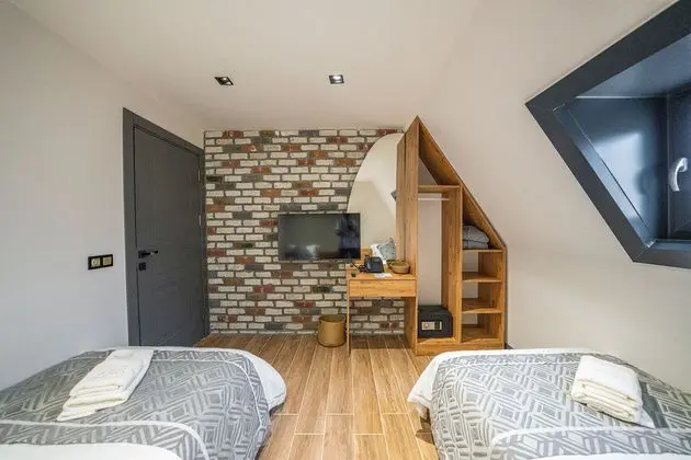 ON7 Sapanca Private suit yatak odası