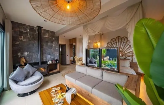 Private Honeymoon Özel Havuzlu Standard Havuzveyabahçe Manzaralı
