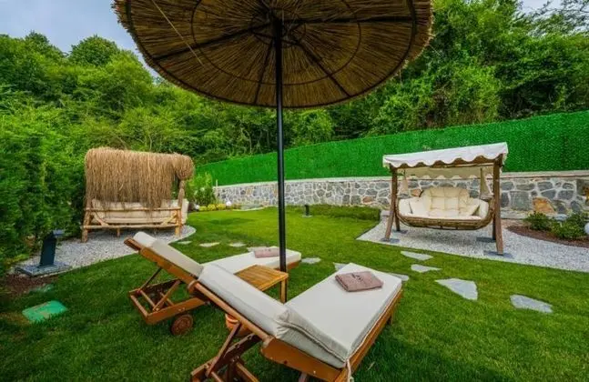 Private Özel Havuzlu Deluxe Custom Göl Veya Kara Manzaralı