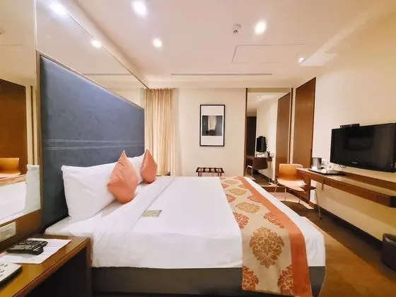 Amber Deluxe Room