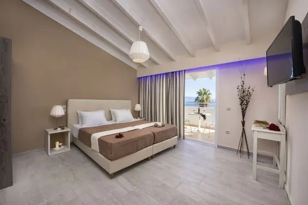 Deluxe Oda, Balkon, Deniz Manzaralı